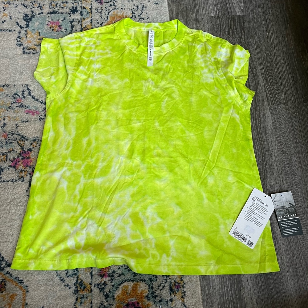 NWT women’s Lululemon Tie dye tee